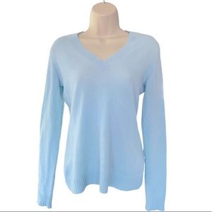 Barney’s New York 100% Cashmere v-neck sweater - Light Blue/Size S